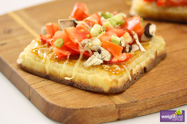 Crumpet Pizza